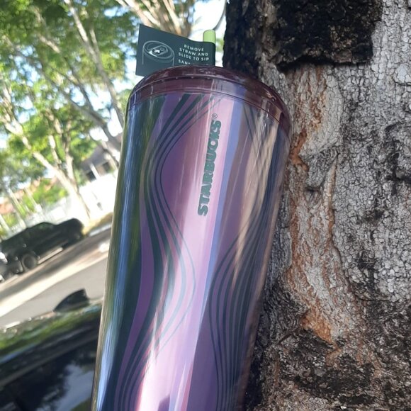 Starbucks 2025 Wavy Green Purple Plastic Hot & Cold Cup Venti Tumbler 24oz - Picture 8 of 9
